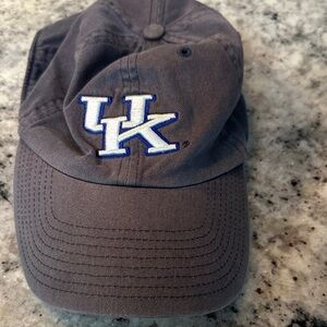 University of Kentucky Cap with embroidered Logo